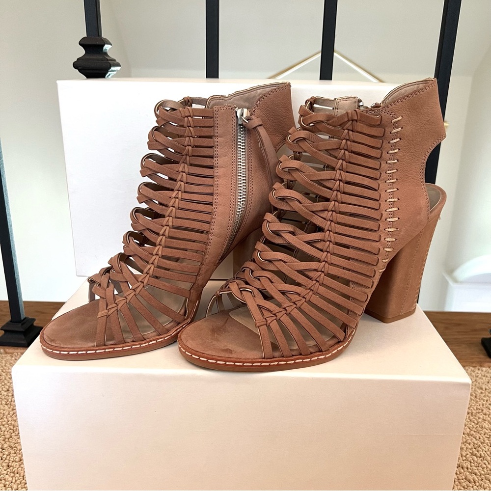 Dolce Vita leather heels